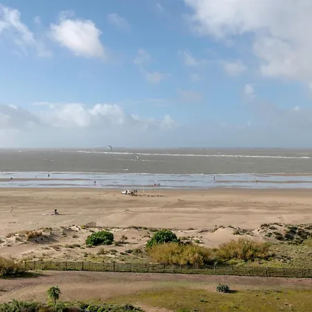 Pour 4 Centre Et Bord De *